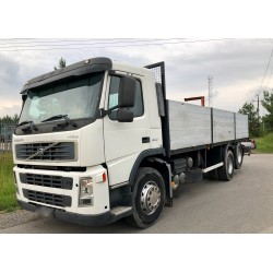 VOLVO FM 12 300 KM 6x2 z dzwigiem PALFINGER budowlanka